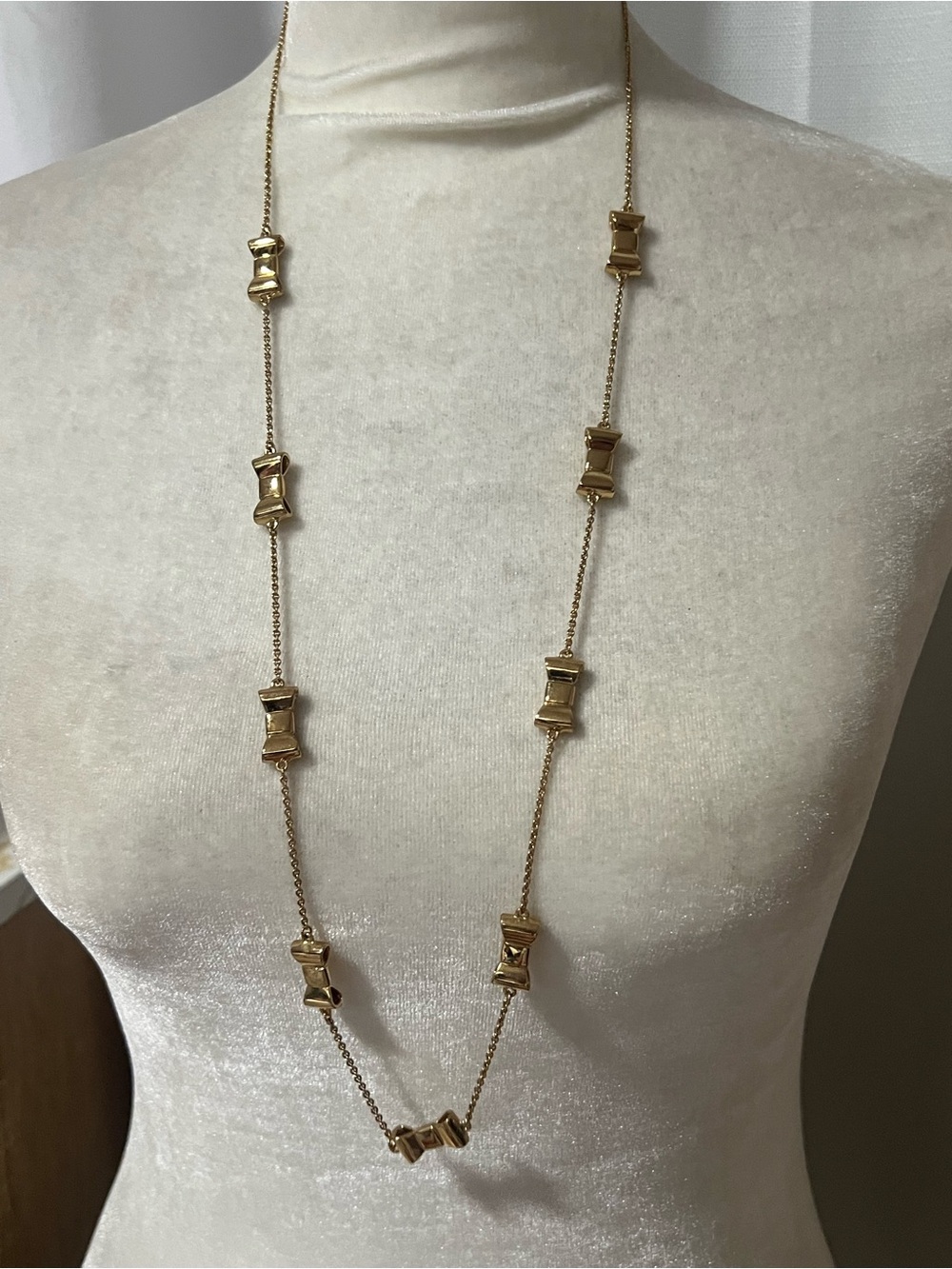 Kate Spade bow necklace
